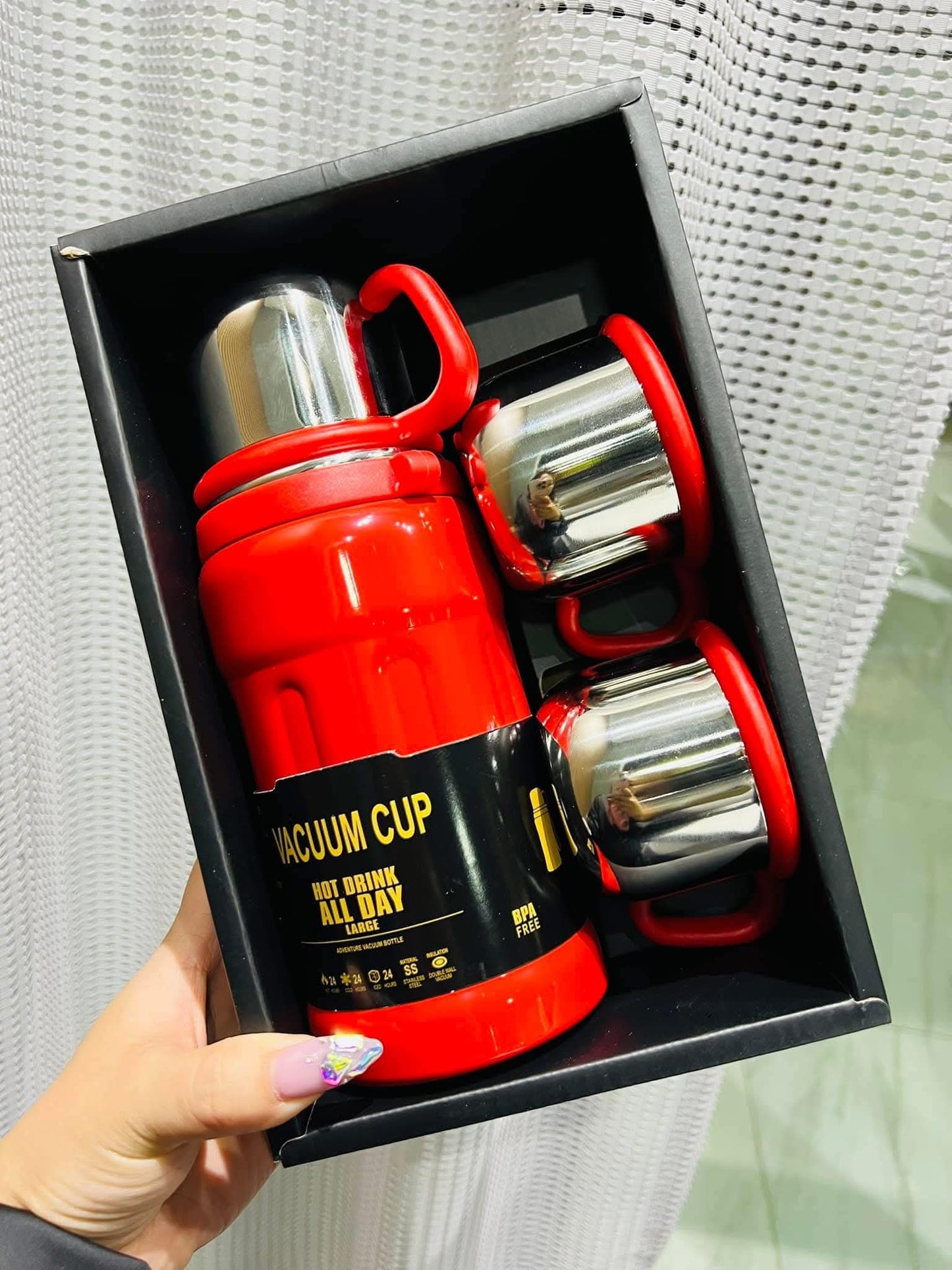 Thermos Inox Premium + 3 Tasses — Chaud & Froid 24h