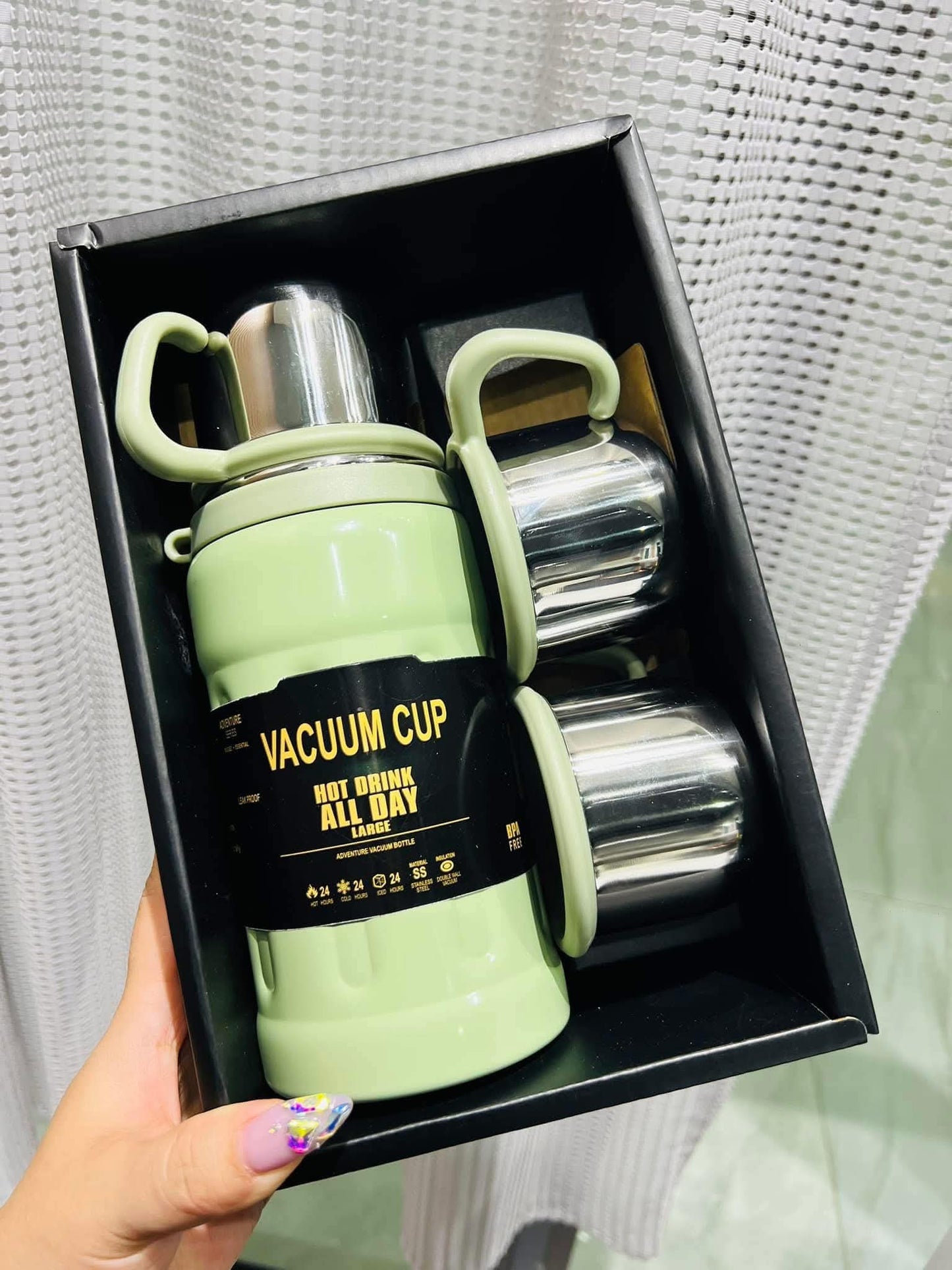 Thermos Inox Premium + 3 Tasses — Chaud & Froid 24h