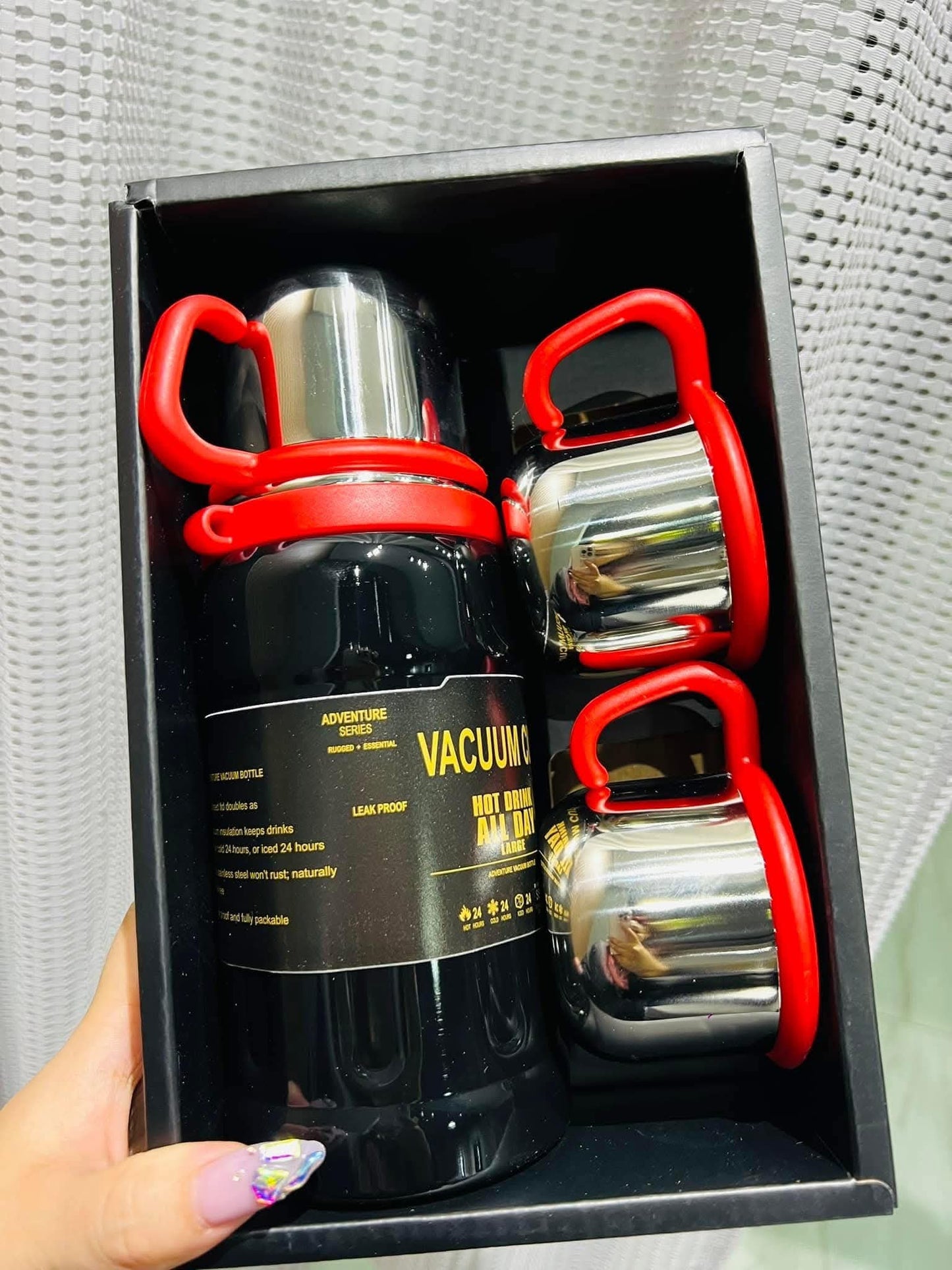 Thermos Inox Premium + 3 Tasses — Chaud & Froid 24h