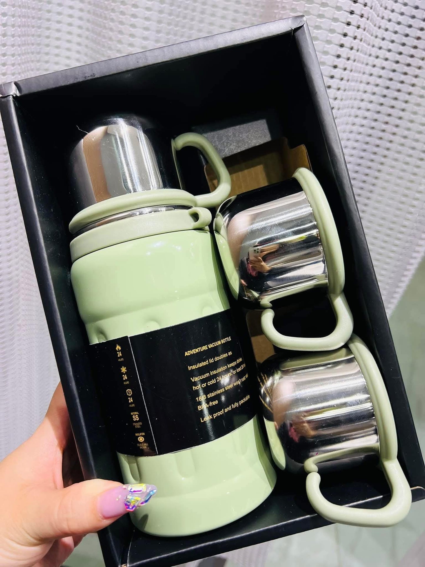 Thermos Inox Premium + 3 Tasses — Chaud & Froid 24h